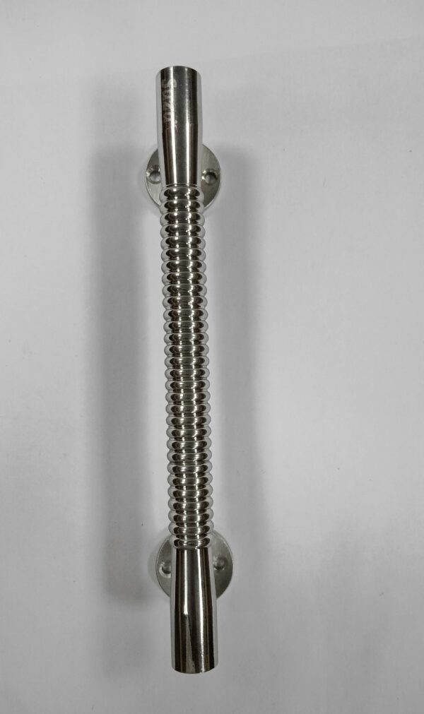 SLASH HANDLE